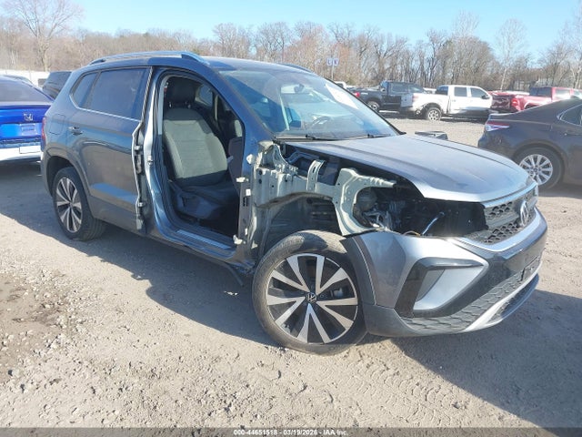 Продаж на аукціоні авто 2022 Volkswagen Taos 1.5t Se, vin: 3VVRX7B20NM072526, номер лоту: 44651518