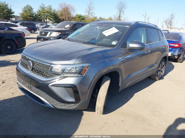 Продаж на аукціоні авто 2022 Volkswagen Taos 1.5t Se, vin: 3VVRX7B20NM072526, номер лоту: 44651518