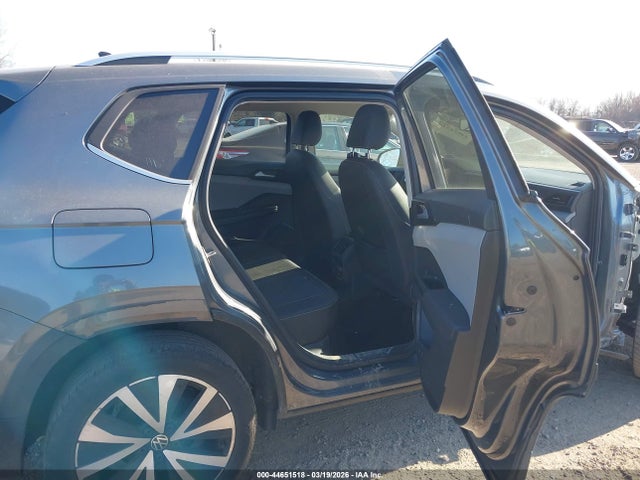 Продаж на аукціоні авто 2022 Volkswagen Taos 1.5t Se, vin: 3VVRX7B20NM072526, номер лоту: 44651518