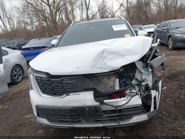 Продажа на аукционе авто 2025 Kia Sorento S, vin: 5XYRLDJC7SG313090, номер лота: 44651519