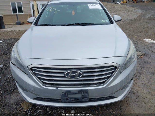 44651526 :رقم المزاد ، 5NPE24AF2FH198800 vin ، 2015 Hyundai Sonata Se مزاد بيع