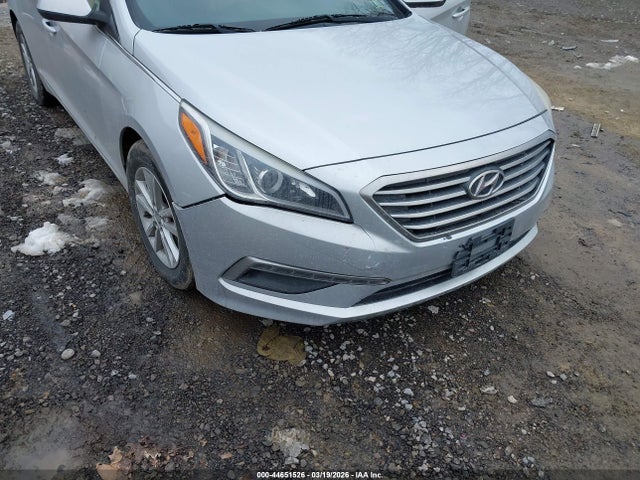 44651526 :رقم المزاد ، 5NPE24AF2FH198800 vin ، 2015 Hyundai Sonata Se مزاد بيع