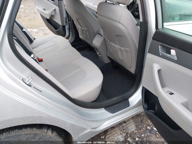 44651526 :رقم المزاد ، 5NPE24AF2FH198800 vin ، 2015 Hyundai Sonata Se مزاد بيع