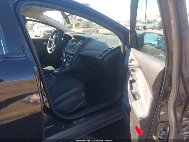Ford FOCUS SE 2014 1FADP3F23EL197717 Image 5