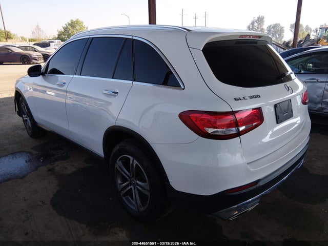 2019 MERCEDES-BENZ GLC 300 WDC0G4KB4KV144555 Photo 2