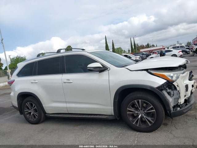 5TDKKRFH8GS124173 Toyota Highlander Xle V6