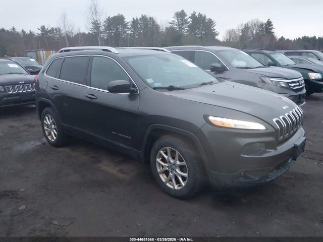 1C4PJMCB9FW687081 Jeep Cherokee Latitude