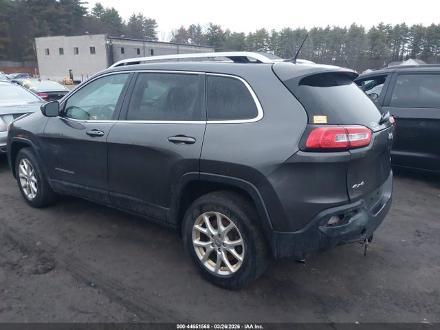 1C4PJMCB9FW687081 Jeep Cherokee Latitude
