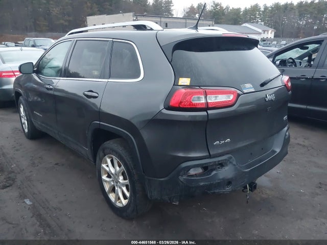 1C4PJMCB9FW687081 Jeep Cherokee Latitude