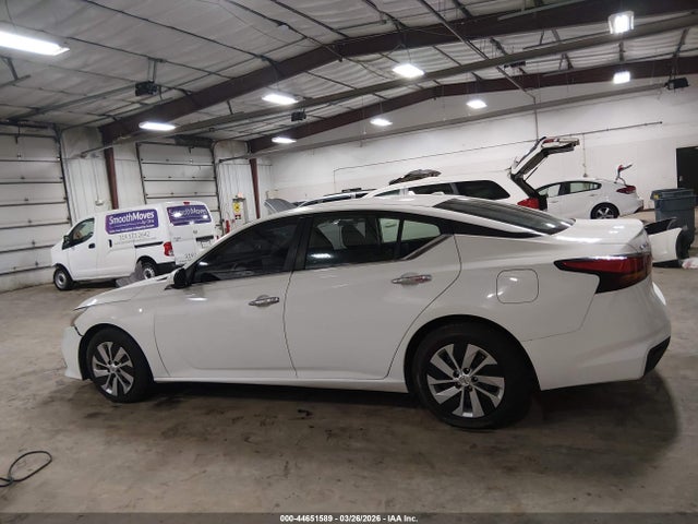 Продажа на аукционе авто 2020 Nissan Altima S Fwd, vin: 1N4BL4BV4LC228317, номер лота: 44651589