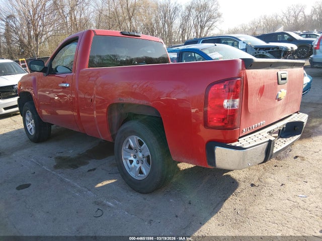 2011 CHEVROLET SILVERADO 1500 1GCNCPEX5BZ142192 Photo 2