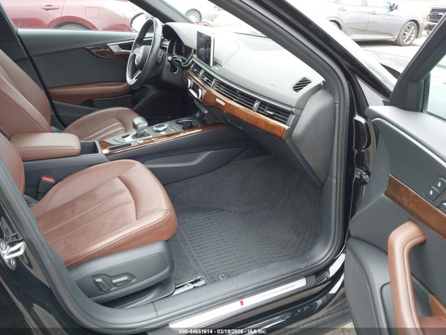44651614 :رقم المزاد ، WAUDNAF4XJA209158 vin ، 2018 Audi A4 2.0t Premium/2.0t Tech Premium مزاد بيع