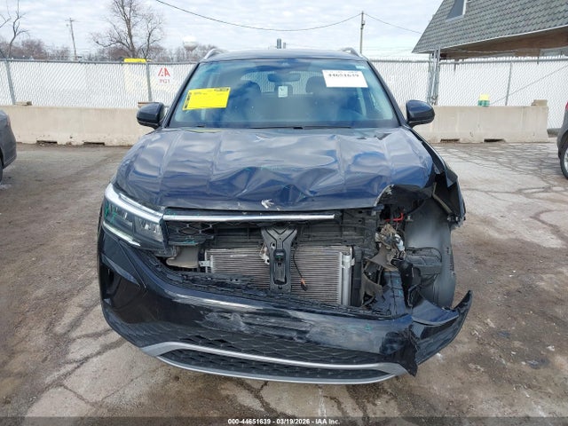 2024 Volkswagen Taos 1.5t Se მანქანა იყიდება აუქციონზე, vin: 3VVSX7B22RM067772, აუქციონის ნომერი: 44651639