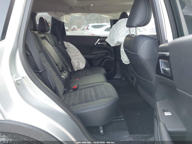 Продаж на аукціоні авто 2024 Mitsubishi Outlander Se 2.5 S-awc, vin: JA4J4VA80RZ085354, номер лоту: 44651651