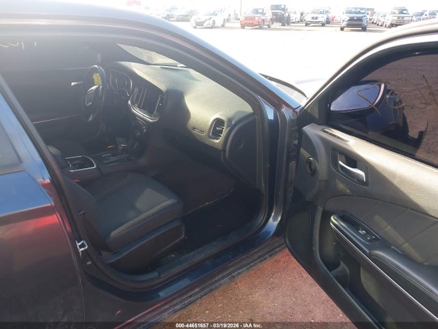 Продажа на аукционе авто 2017 Dodge Charger Sxt Awd, vin: 2C3CDXJG6HH505395, номер лота: 44651657