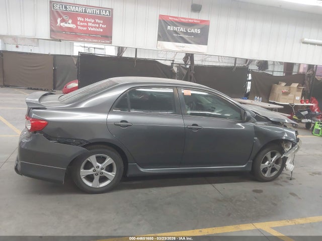 2013 Toyota Corolla S მანქანა იყიდება აუქციონზე, vin: 5YFBU4EE6DP221705, აუქციონის ნომერი: 44651680