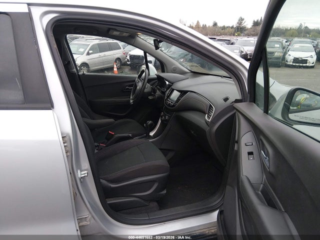 3GNCJNSB5HL254721 Chevrolet TRAX LS