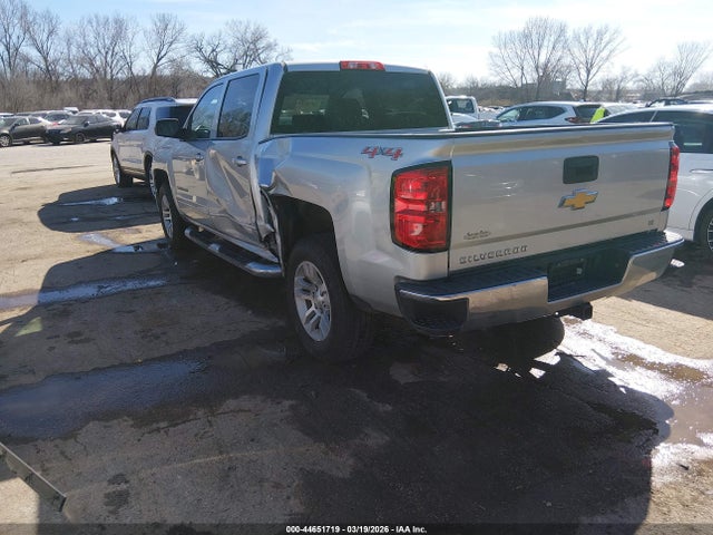 2015 CHEVROLET SILVERADO 1500 3GCUKREC4FG183796 Photo 2
