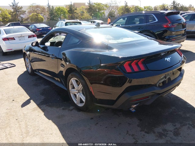 Ford Mustang Ecoboost Fastback 2026 1FA6P8TH8T5106571 Image 3