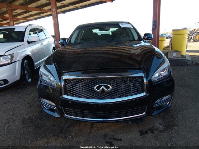 JN1AY1APXGM100031 Infiniti Q70 5.6