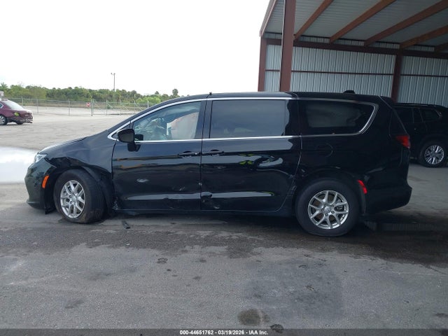 44651762 :رقم المزاد ، 2C4RC1BG9TR204742 vin ، 2026 Chrysler Pacifica Select مزاد بيع