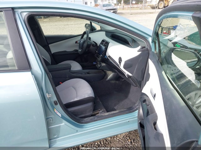 JTDKAMFU3N3187067 Toyota Prius L