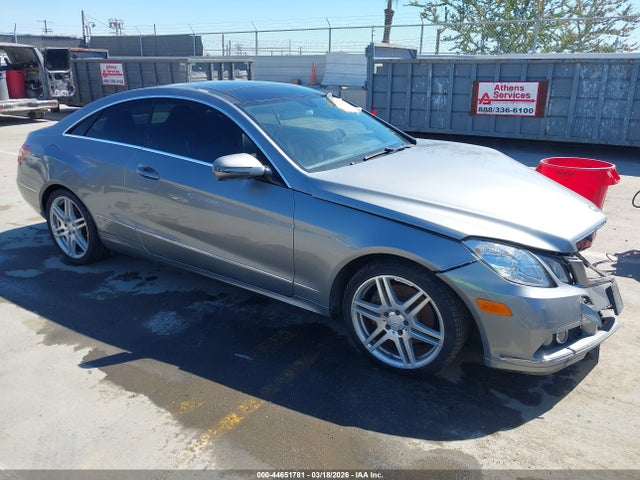 2010 MERCEDES-BENZ E 350 WDDKJ5GB9AF015692