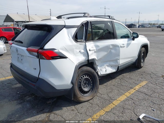 2T3H1RFV1MW144309 Toyota RAV4 LE
