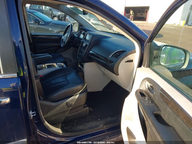 44651789 :رقم المزاد ، 2C4RC1CG5FR754975 vin ، 2015 Chrysler Town & Country Touring-l مزاد بيع