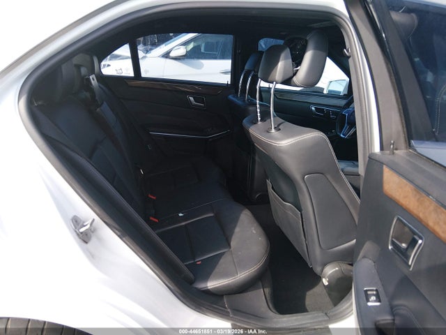 44651851 :رقم المزاد ، WDDHF8JB9FB083821 vin ، 2015 Mercedes-benz E 350 4matic مزاد بيع