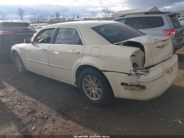 2008 Chrysler 300 Touring მანქანა იყიდება აუქციონზე, vin: 2C3KA53GX8H125224, აუქციონის ნომერი: 44651896