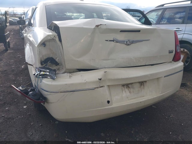 2008 Chrysler 300 Touring მანქანა იყიდება აუქციონზე, vin: 2C3KA53GX8H125224, აუქციონის ნომერი: 44651896