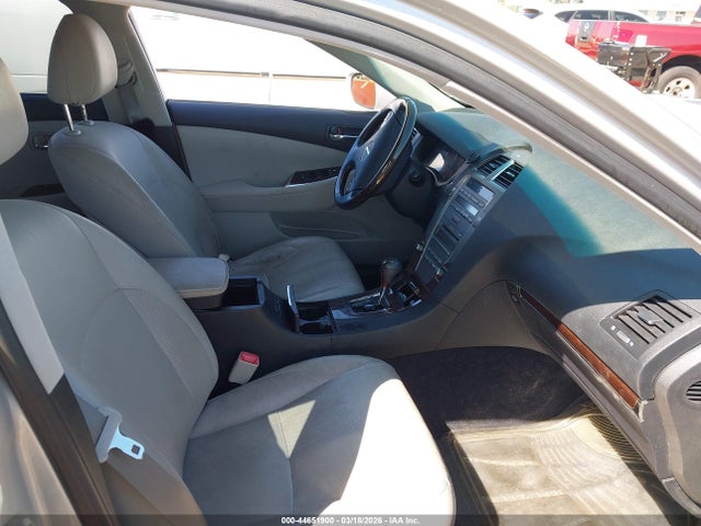 2011 LEXUS ES 350 JTHBK1EG5B2460095 Photo 4