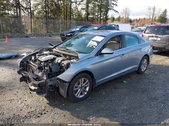 2015 Hyundai Sonata Eco მანქანა იყიდება აუქციონზე, vin: 5NPE24AA7FH131064, აუქციონის ნომერი: 44651907