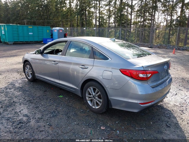 2015 Hyundai Sonata Eco მანქანა იყიდება აუქციონზე, vin: 5NPE24AA7FH131064, აუქციონის ნომერი: 44651907