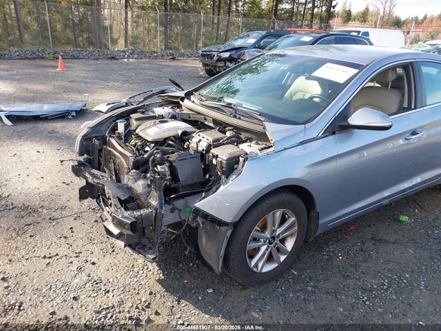 2015 Hyundai Sonata Eco მანქანა იყიდება აუქციონზე, vin: 5NPE24AA7FH131064, აუქციონის ნომერი: 44651907