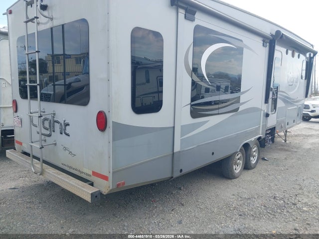 44651910 :رقم المزاد ، 58TFX3327F2019044 vin ، 2015 Open Range Light مزاد بيع