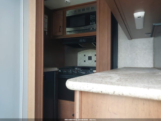 44651910 :رقم المزاد ، 58TFX3327F2019044 vin ، 2015 Open Range Light مزاد بيع