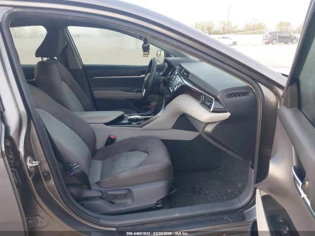 4T1B31HK3KU514587 Toyota Camry Hybrid Le