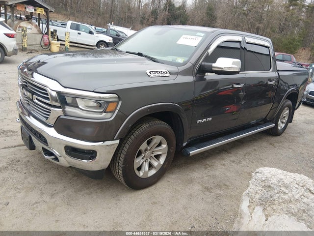 44651937 :رقم المزاد ، 1C6SRFJT9KN697823 vin ، 2019 Ram 1500 Laramie  4x4 5'7 Box مزاد بيع