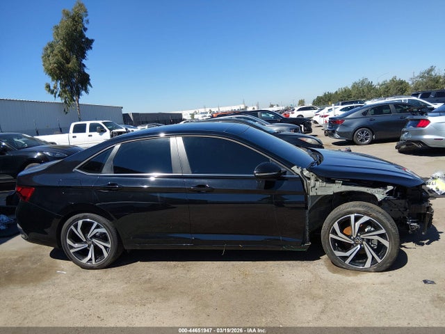 3VWGX7BU2SM101184 Volkswagen Jetta 1.5t Sel