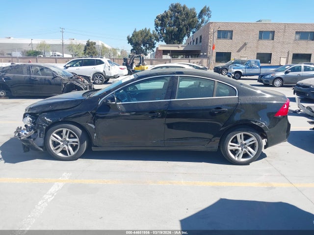 YV126MFKXG1392877 Volvo S60 T5 Drive-e Premier