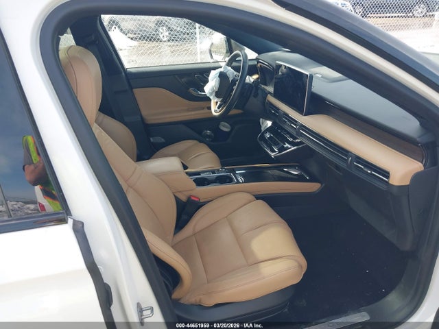 Продажа на аукционе авто 2023 Lincoln Corsair Reserve, vin: 5LMCJ2DA7PUL23997, номер лота: 44651959