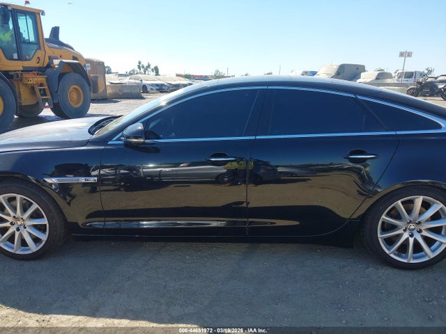44651972 :رقم المزاد ، SAJWA1CBXBLV12961 vin ، 2011 Jaguar Xj مزاد بيع