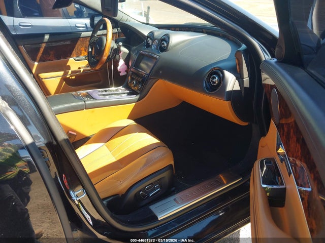 44651972 :رقم المزاد ، SAJWA1CBXBLV12961 vin ، 2011 Jaguar Xj مزاد بيع