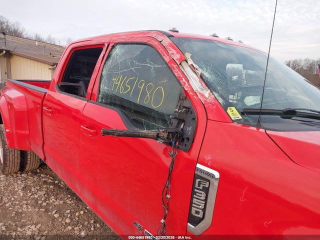 44651980 :رقم المزاد ، 1FT8W3DTXMEC66402 vin ، 2021 Ford F-350 Lariat مزاد بيع