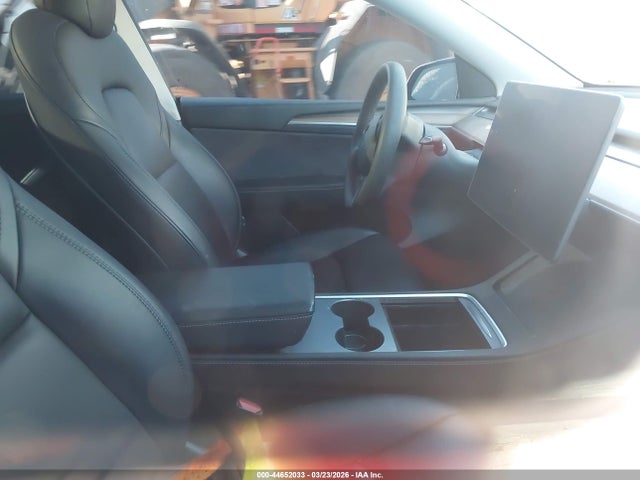 Продаж на аукціоні авто 2022 Tesla Model Y Long Range Dual Motor All-wheel Drive, vin: 7SAYGDEE8NF574691, номер лоту: 44652033