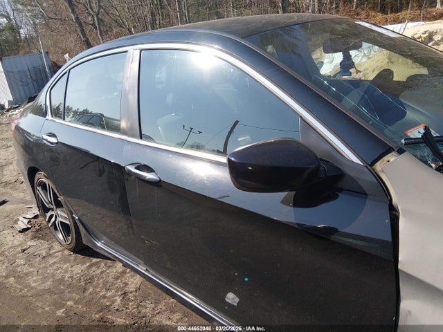 Aukcja sprzedaży 2017 Honda Accord Sport, vin: 1HGCR2F51HA142107, numer aukcji: 44652048