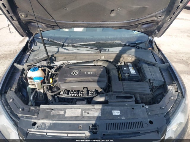 2014 Volkswagen Passat 1.8t Se მანქანა იყიდება აუქციონზე, vin: 1VWBT7A32EC094242, აუქციონის ნომერი: 44652051