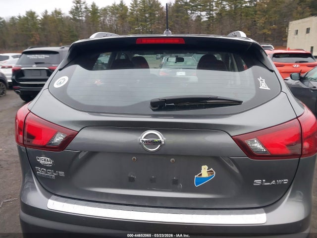 JN1BJ1CR2JW253750 Nissan Rogue Sport Sl